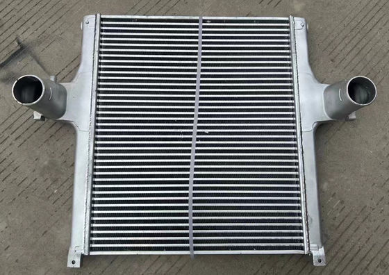 SANY 160801050014Aのトラックのインタークーラー アセンブリ62mm厚く