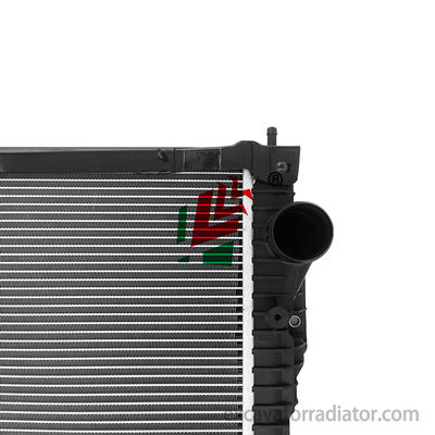 重貨車用ラジエーター冷却システム エンジン アルミラジエーターOem 1491710 1766125 1784615 1769999 1798689 SCANIA トラック用