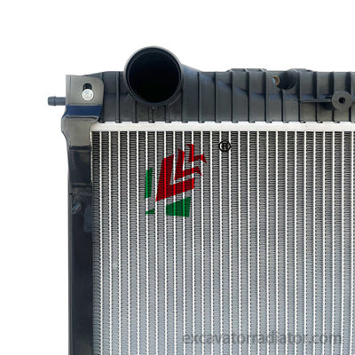重貨車散熱器 冷却システム エンジン トラック 冷却システム アルミ散熱器 Oem 1776026 SCANIA トラック用