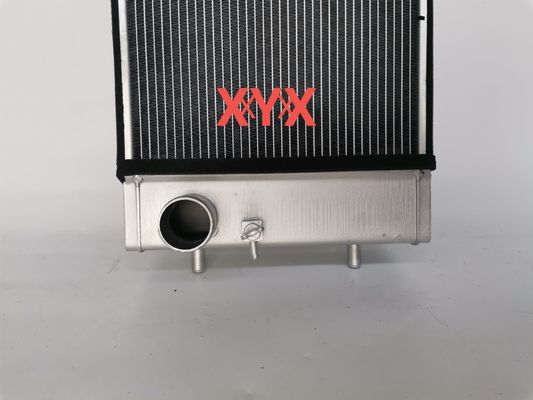 ラジエーターSK200-8 E215B SK210LC-8の水漕のラジエーターの中心のアッセンブリYN05P00585001