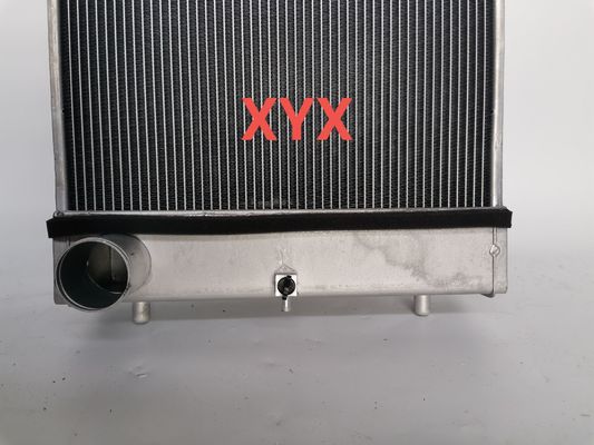 小松PC300-8 26x16のラジエーター、掘削機4の中心のラジエーター