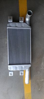 小松PC200-7の水によって冷却されるインタークーラー、掘削機の性能のディーゼル インタークーラー