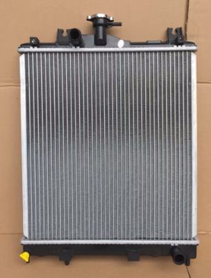 小松の掘削機アルミニウム プラスチック20T-03-81110のためのPC35-8ラジエーター